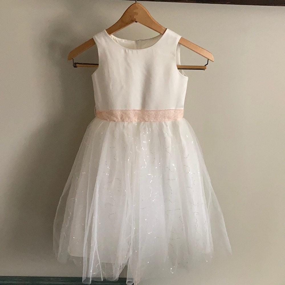 Girls dress